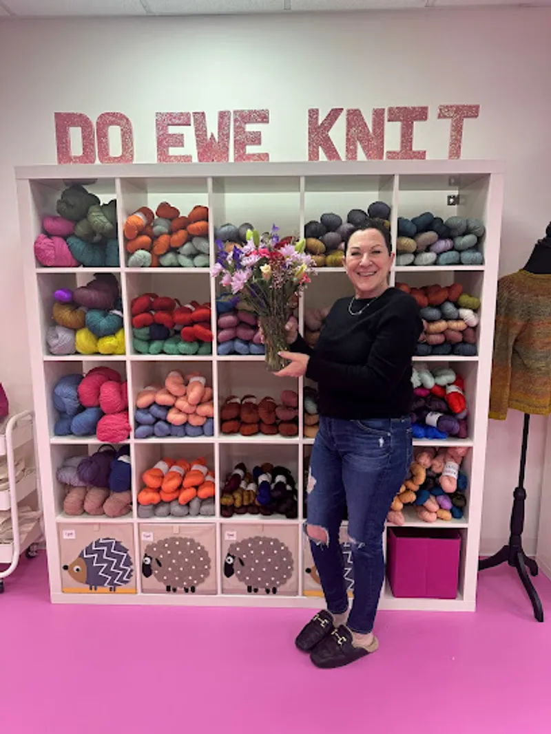 Do Ewe Knit?
